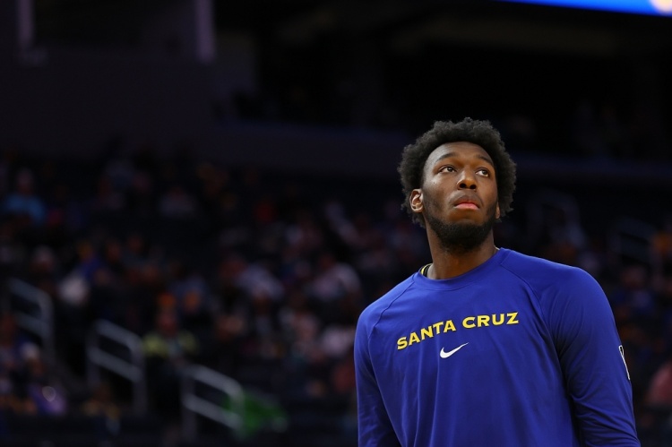 九游官方网-阿里纳斯：勇士王朝终结在榜眼签水了 它本该是你现在的建队基石